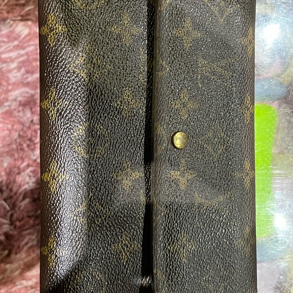 VINTAGE 90’s LOUIS VUITTON Monogram wallet. - Picture 6 of 13